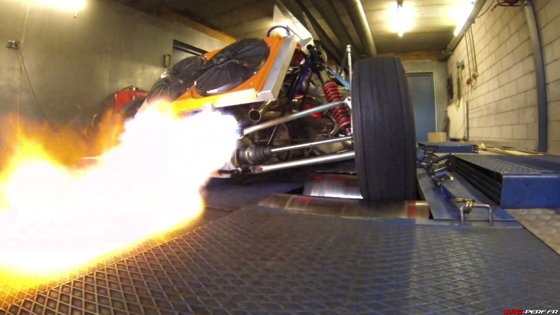 Lire la suite à propos de l’article Vidéo : l’Antilag sur un moteur 2L5 TFSI de 700cv d’Audi TTRS dans un Buggy