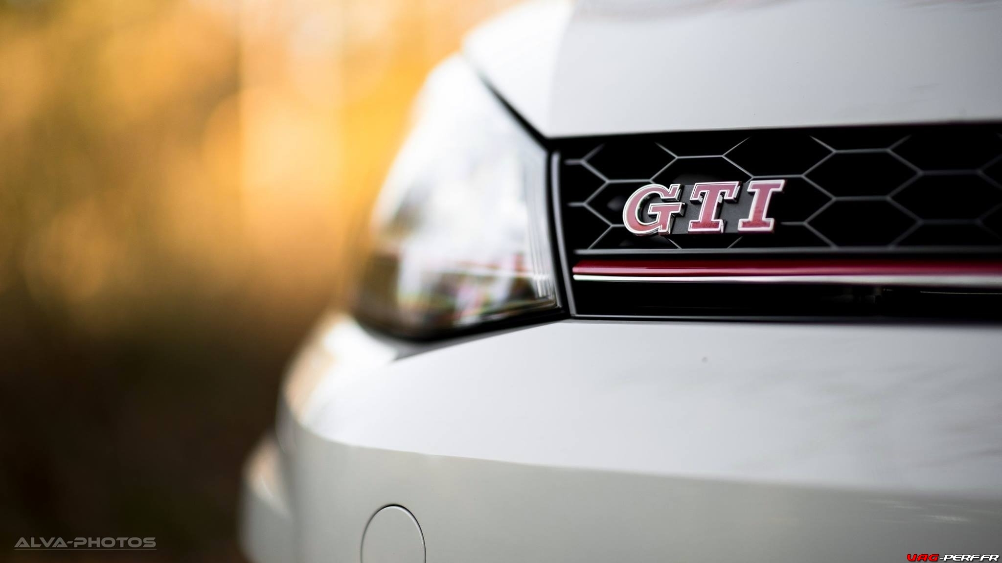 You are currently viewing Une Golf Mk7 Gti Pack Perf shootée par Alva-Photos