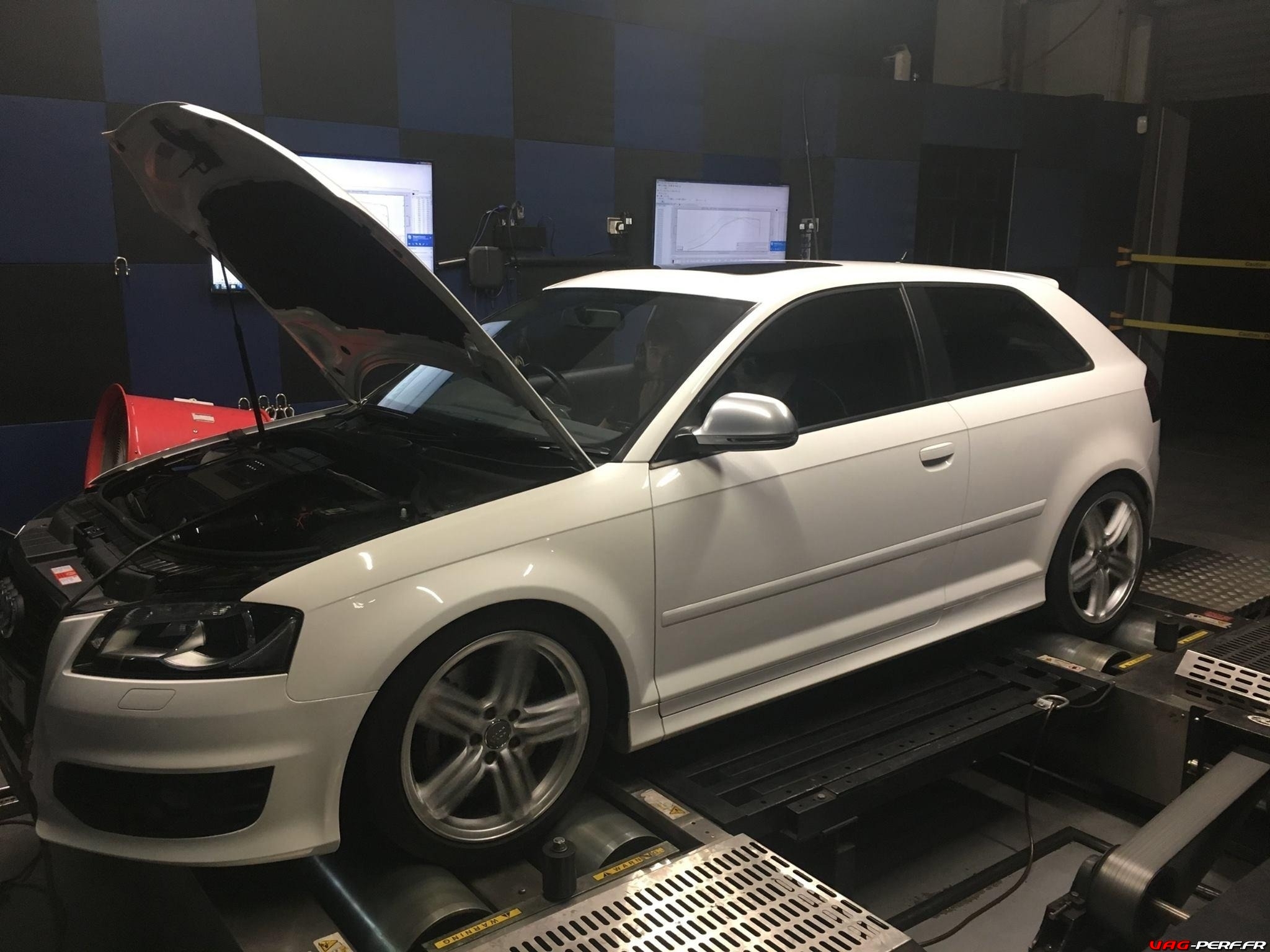 You are currently viewing Une Audi S3 8P 2.0TFSI en Stage 3 avec un TTE420 chez Ecotune