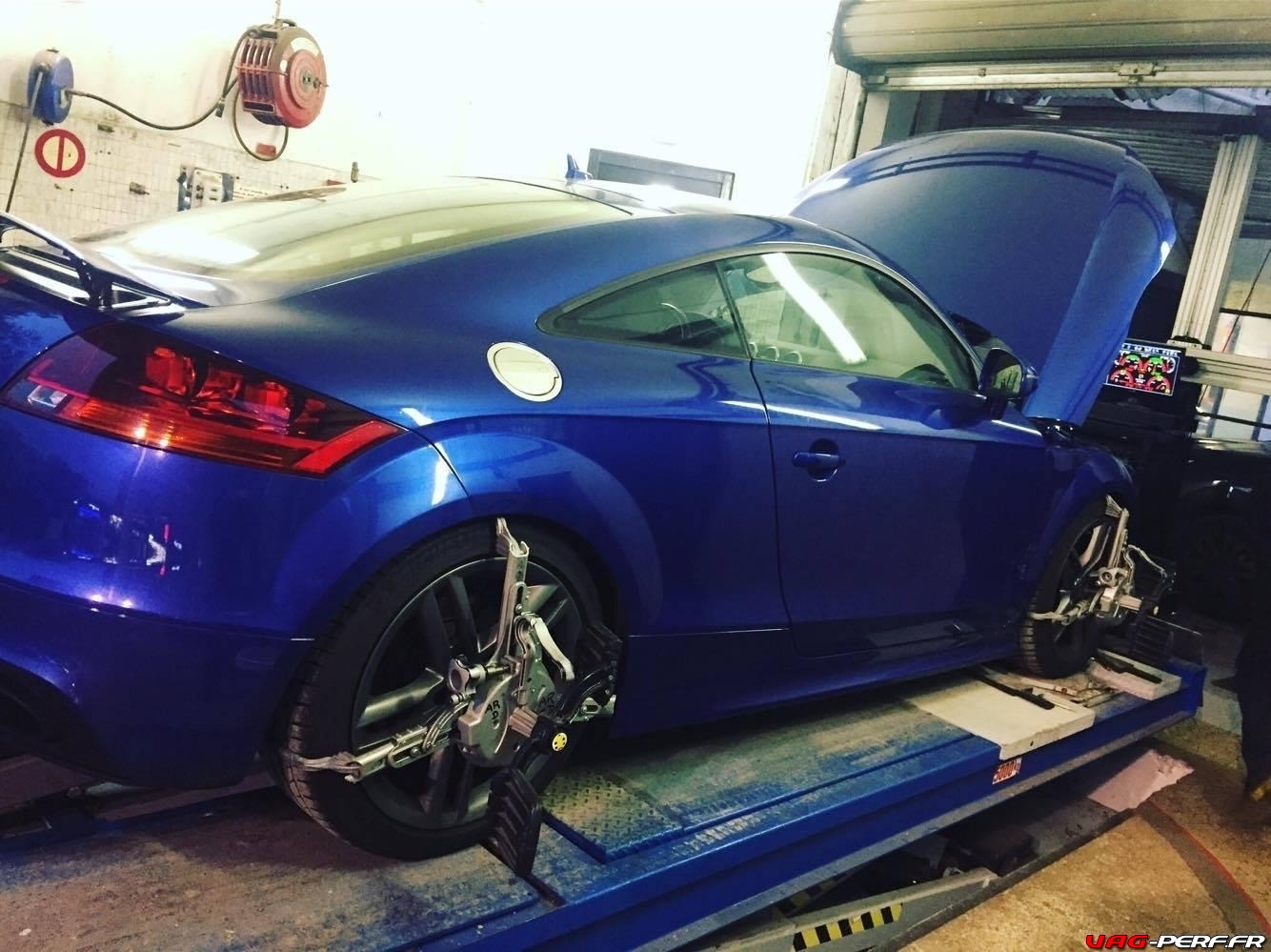 Lire la suite à propos de l’article Audi TTRS Stage 3 GTX 3576/3582 chez EVO Engineering 670cv & 775nm !