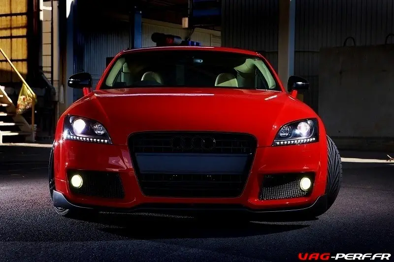 Lire la suite à propos de l’article Activation des Corner Lights sur Audi TT 8J Facelift !