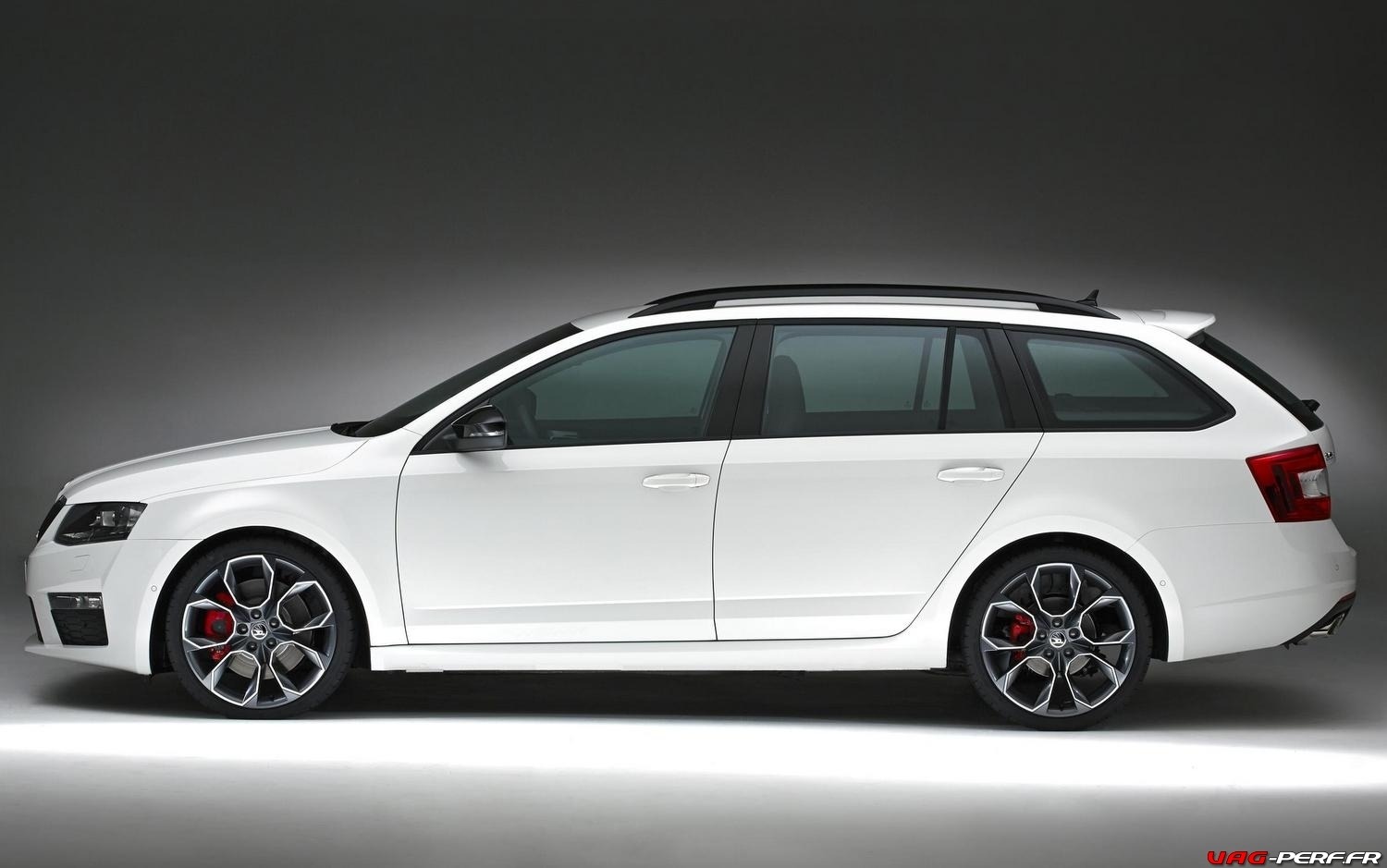 Lire la suite à propos de l’article VAGCOM Octavia Mk 3 Fermeture Hayon électrique avec télécommande