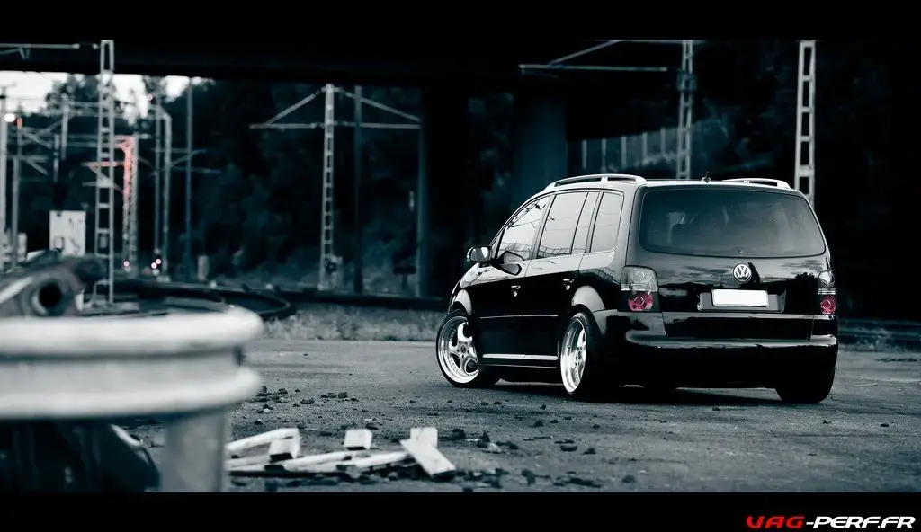 Lire la suite à propos de l’article VW Touran2 (1T) Codage Vagcom Activer Feux de jour avec anti-brouillard (DRL)