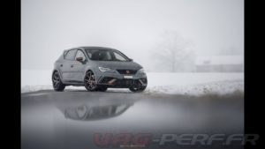 Lire la suite à propos de l’article Découvrez la Seat Leon Cupra « R » 2018 2.0 TSI 300cv DSG ! Une version limitée à 799 exemplaires.