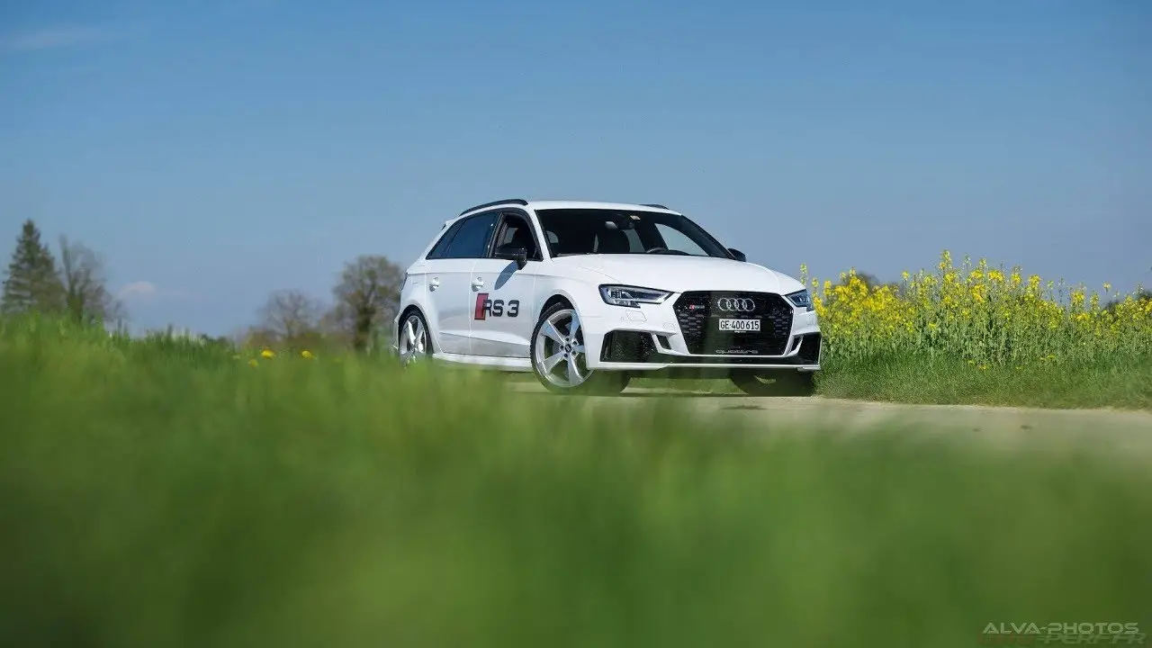Lire la suite à propos de l’article Découvrez l’Audi RS3 8V Sportback Facelift ! 2.5L TFSI 5 cylindres (GEN2) 400CV