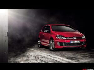 Lire la suite à propos de l’article Volkswagen Golf GTI 2012 Edition 35