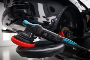 Lire la suite à propos de l’article Polisseuse de voiture : ce qu’il ne faut JAMAIS faire !