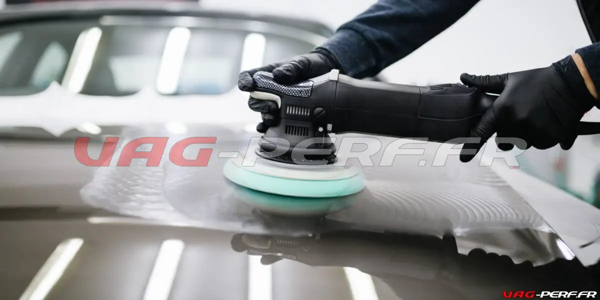 Lire la suite à propos de l’article Detailing Auto : Est il possible de polisher ( polir ) une voiture à la main ?